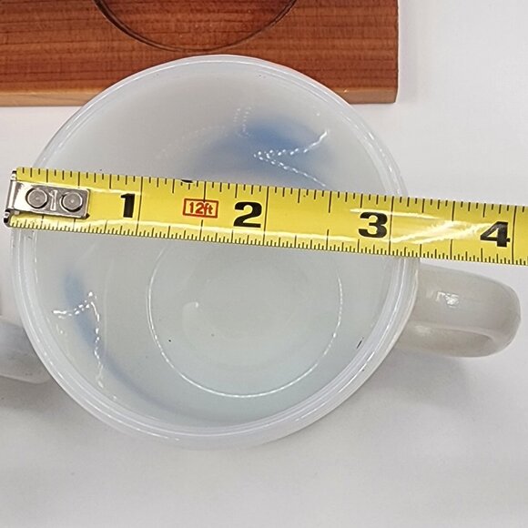 Vtg Myrtle Beach SC Souvenir Wooden Coffee House Glasbake Milk Glass Mugs Shelf - Picture 11 of 11